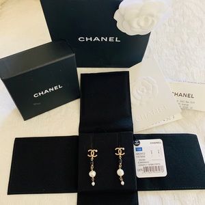 Chanel Pearl/Crystal Drop Earrings